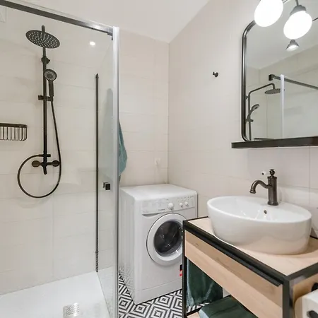 Hyper Centre, Proche Cathedrale Et Gare