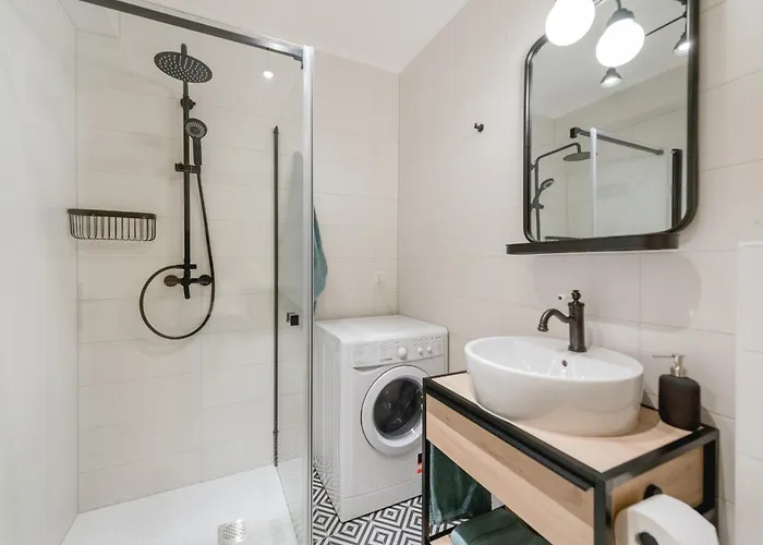 Hyper Centre, Proche Cathedrale Et Gare