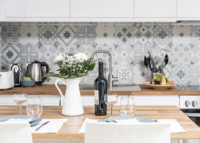 Hyper Centre, Proche Cathedrale Et Gare *